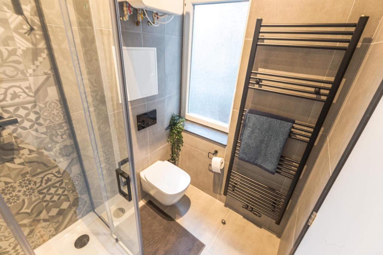 Golden Dove Luxury Aparts Brussels Ngoại thất bức ảnh